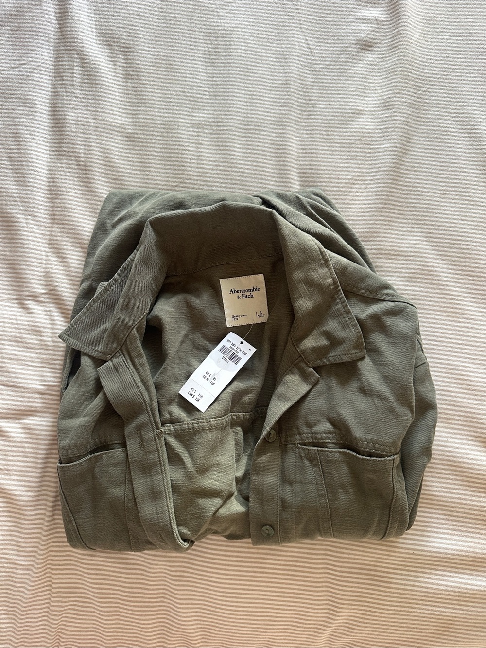Abercrombie & Fitch Olive Utility Button-Front Shirt